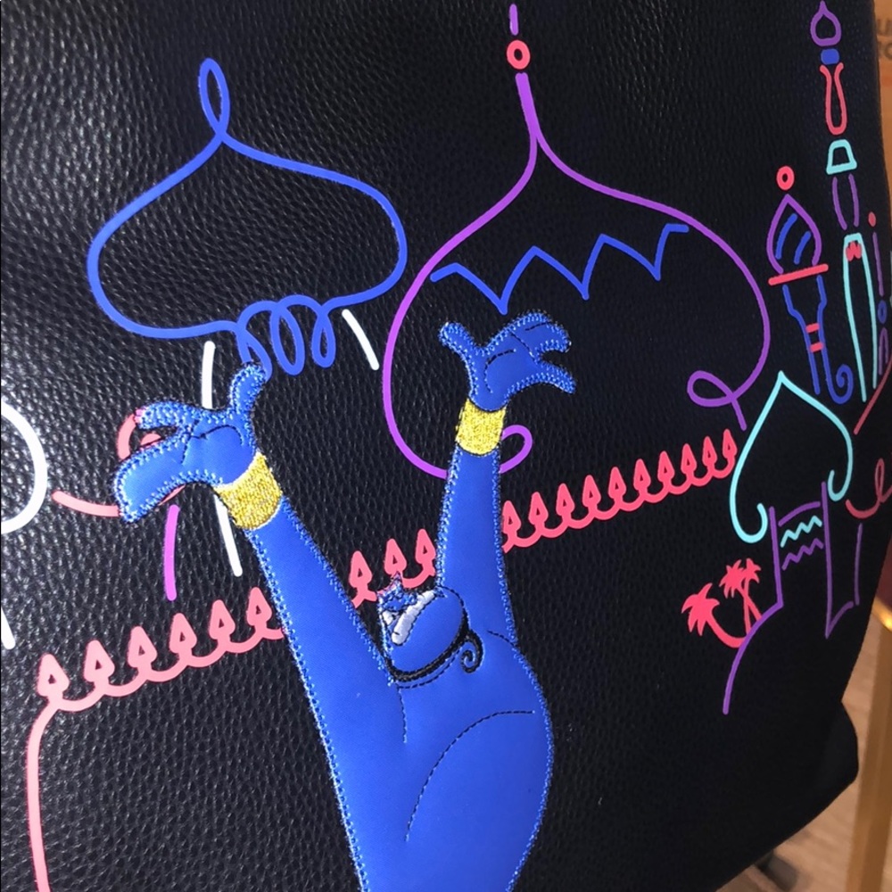 Nwt Danielle Nicole Disney Aladdin Genie Tote - image 7